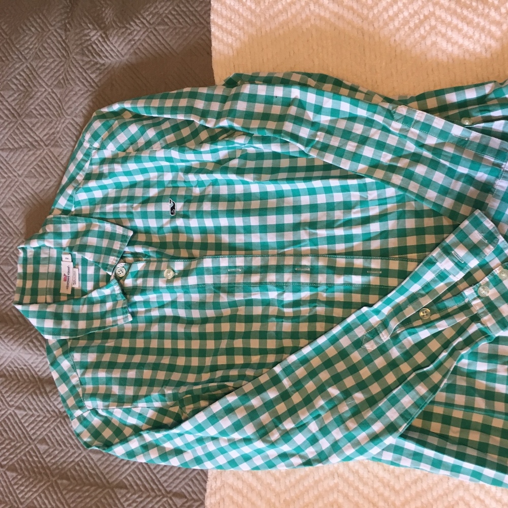 Vineyard Vines Button Down Shirt
